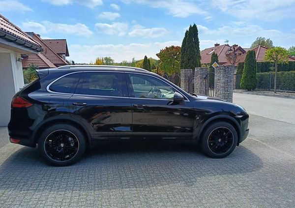 Porsche Cayenne cena 113160 przebieg: 136210, rok produkcji 2011 z Żerków małe 326